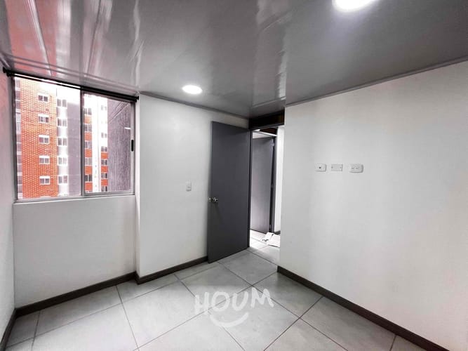 Apartamento de 2 alcobas en venta en Villa Hermosa, Bogotá, 37 m² · foto 3 de 15