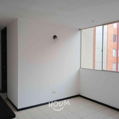 Apartamento de 3 alcobas en venta en Uaecd 007, Soacha, 55 m² · foto 3 de 24