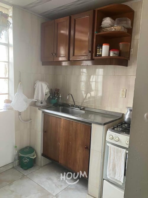 Casa de 9 alcobas en venta en San Bernardo, Bogotá, 102 m² · foto 17 de 24