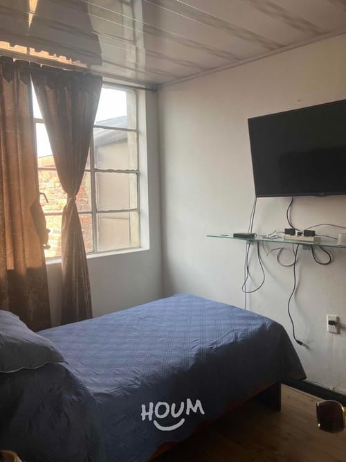 Casa de 9 alcobas en venta en San Bernardo, Bogotá, 102 m² · foto 19 de 24