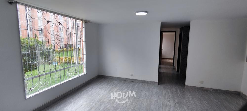 Apartamento de 3 alcobas en venta en Bosatama, Soacha, 53 m² · foto 4 de 19
