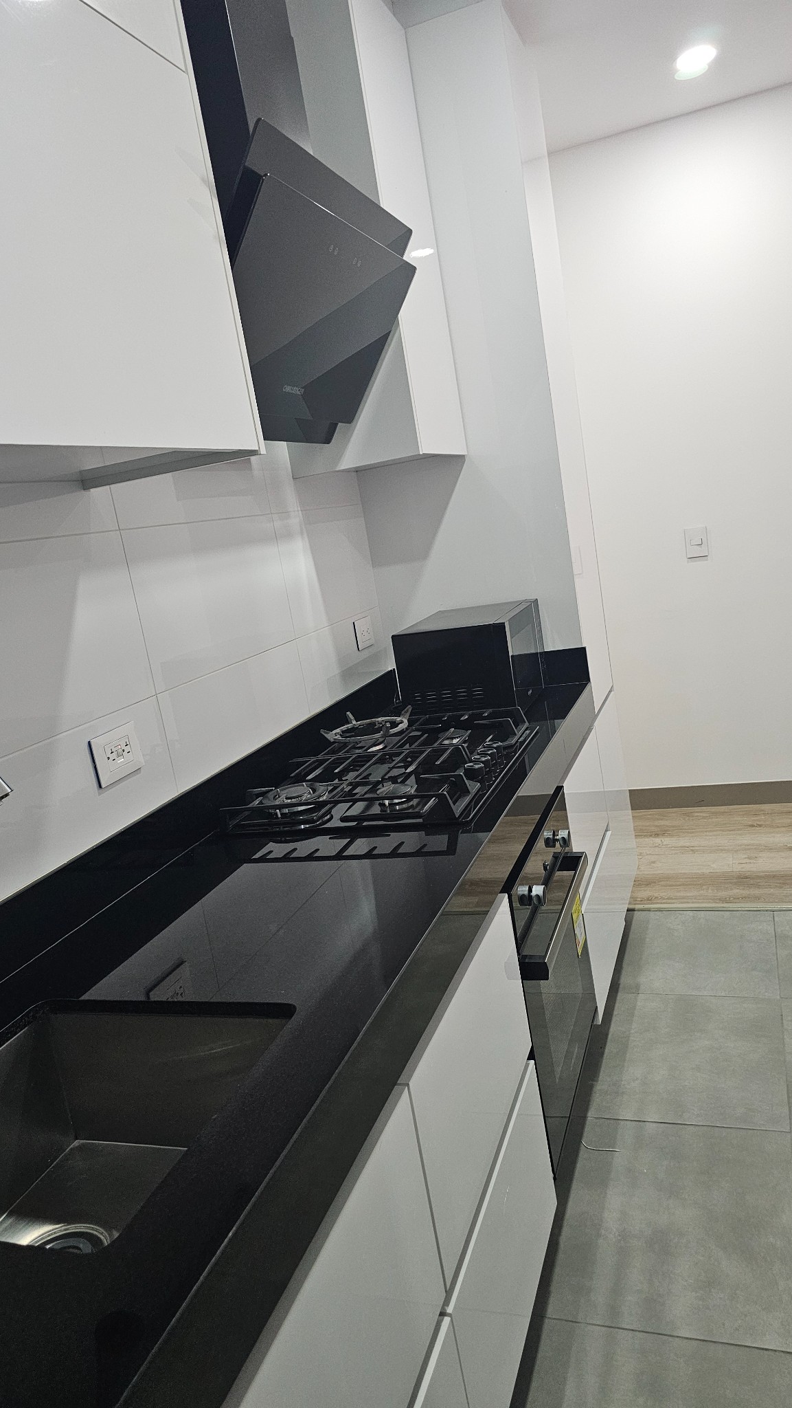 Apartamento en venta en Santa Barbara, Bogotá · foto 8 de 24