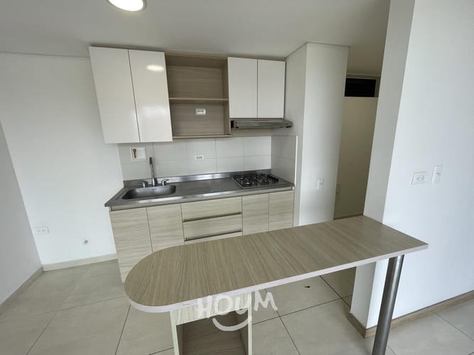 Apartamento de 3 alcobas en venta en El Porvenir, Rionegro, 69 m² · foto 2 de 18