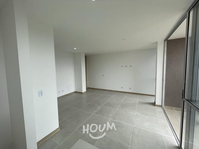 Apartamento de 3 alcobas en venta en Centro, Rionegro, 76 m² · foto 5 de 18