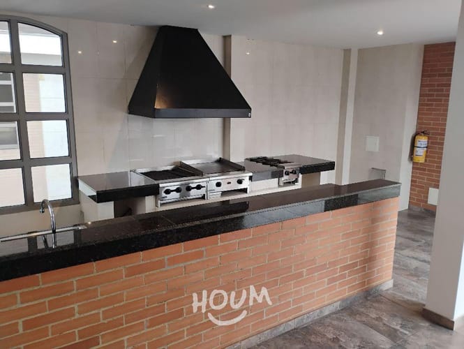 Apartamento de 3 alcobas en venta en Chico Norte, Bogotá, 154 m² · foto 10 de 24