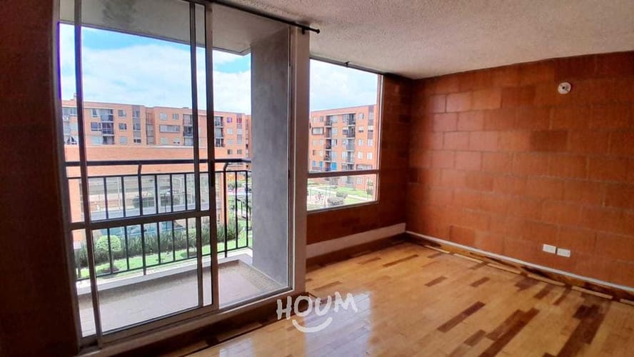 Apartamento de 3 alcobas en venta en Echavarria, Madrid, 65 m² · foto 21 de 24