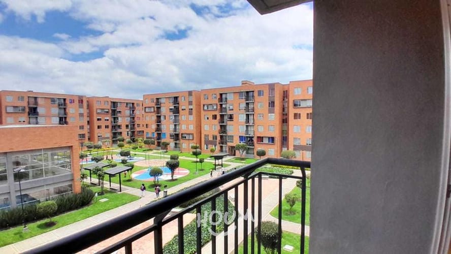Apartamento de 3 alcobas en venta en Echavarria, Madrid, 65 m² · foto 24 de 24