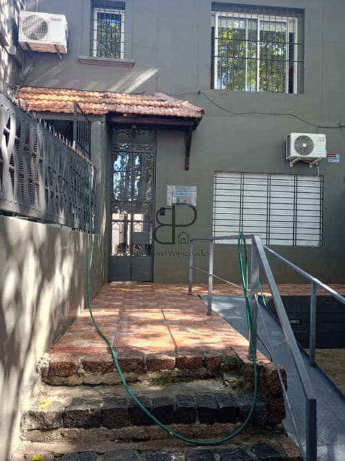 Alquiler o Venta Casa ideal Empresa La Blanqueada 160m2 · Foto 2