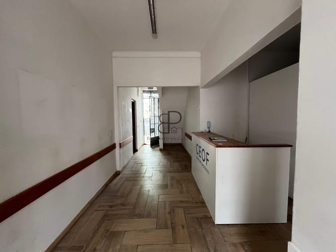 Alquiler o Venta Casa ideal Empresa La Blanqueada 160m2 · Foto 5