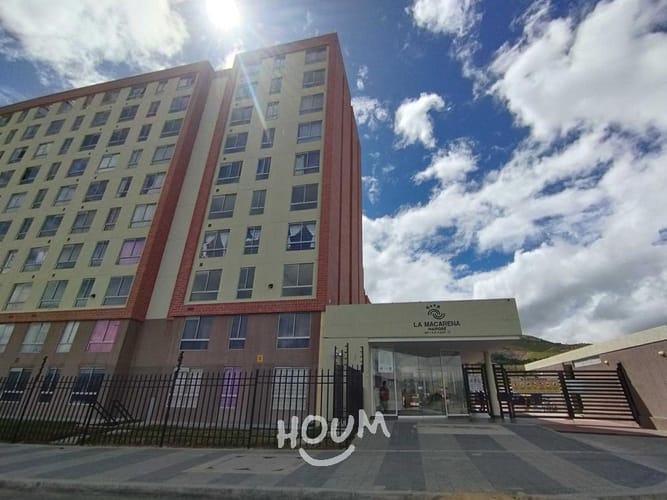 Apartamento de 1 alcoba en venta en Uaecd 007, Soacha, 37 m² · foto 2 de 22