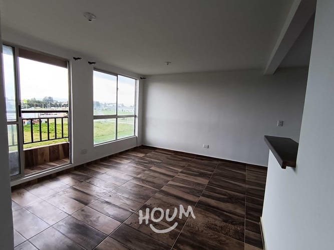 Apartamento de 3 alcobas en venta en La Prosperidad, Madrid, 56 m² · foto 2 de 24