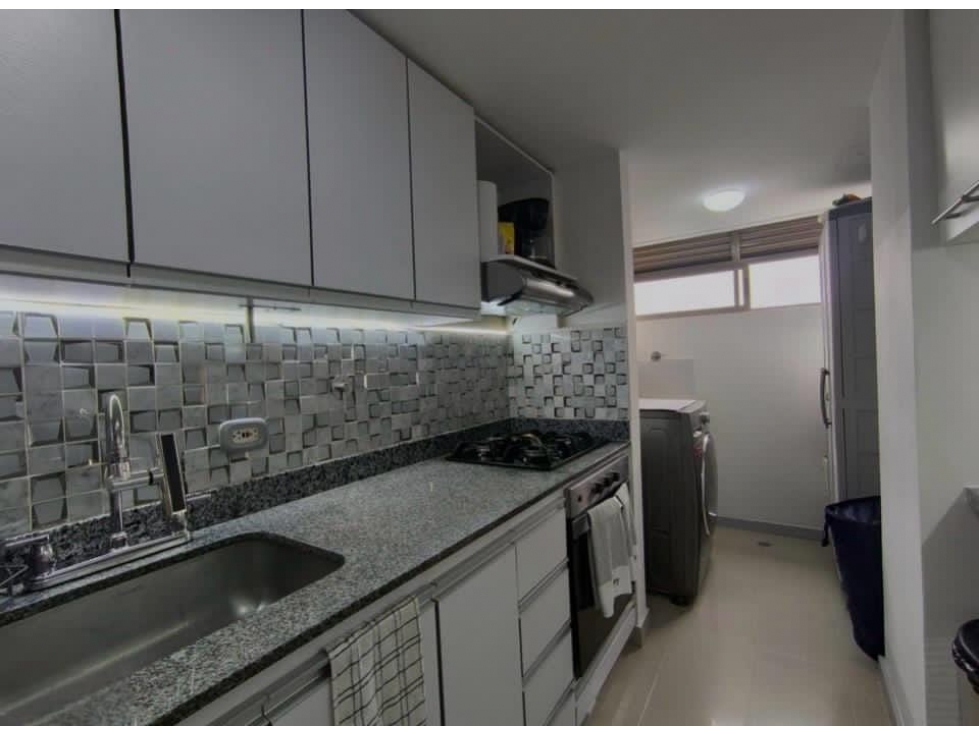 Apartamento en venta en La Cuenca, Envigado · foto 9 de 23