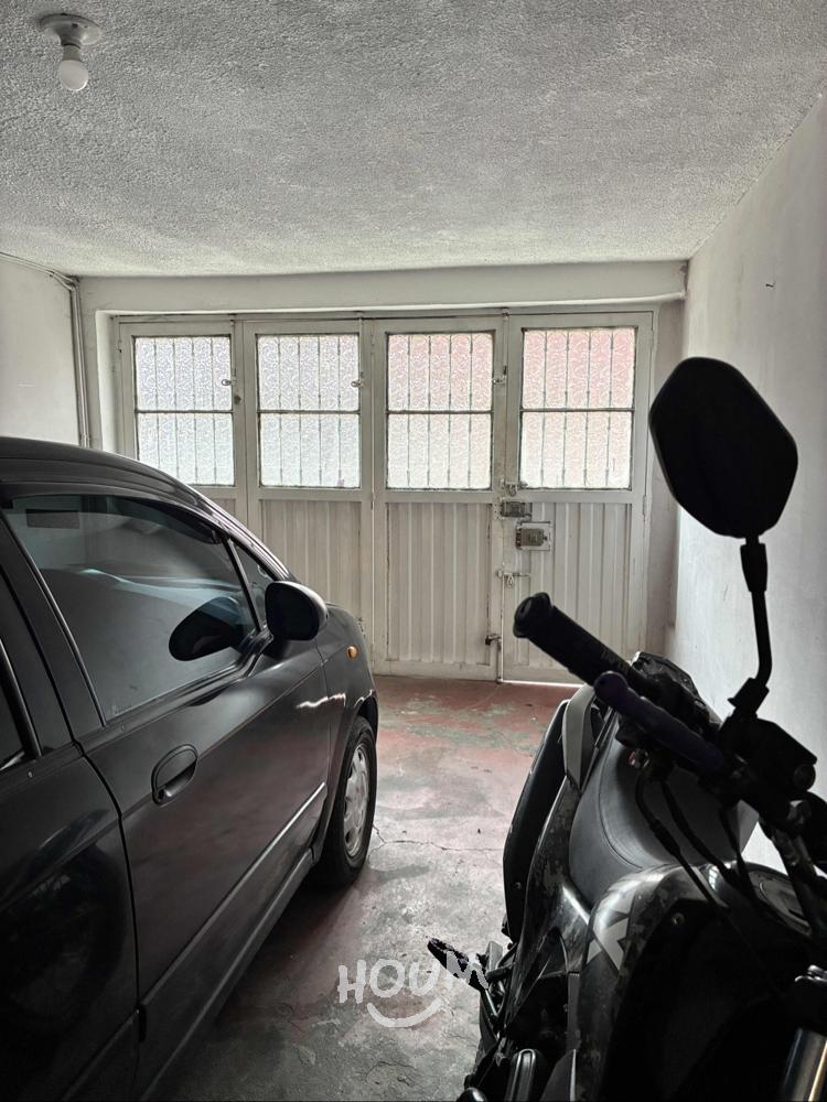 Casa en venta en Molinos Del Sur, Bogotá · foto 2 de 24