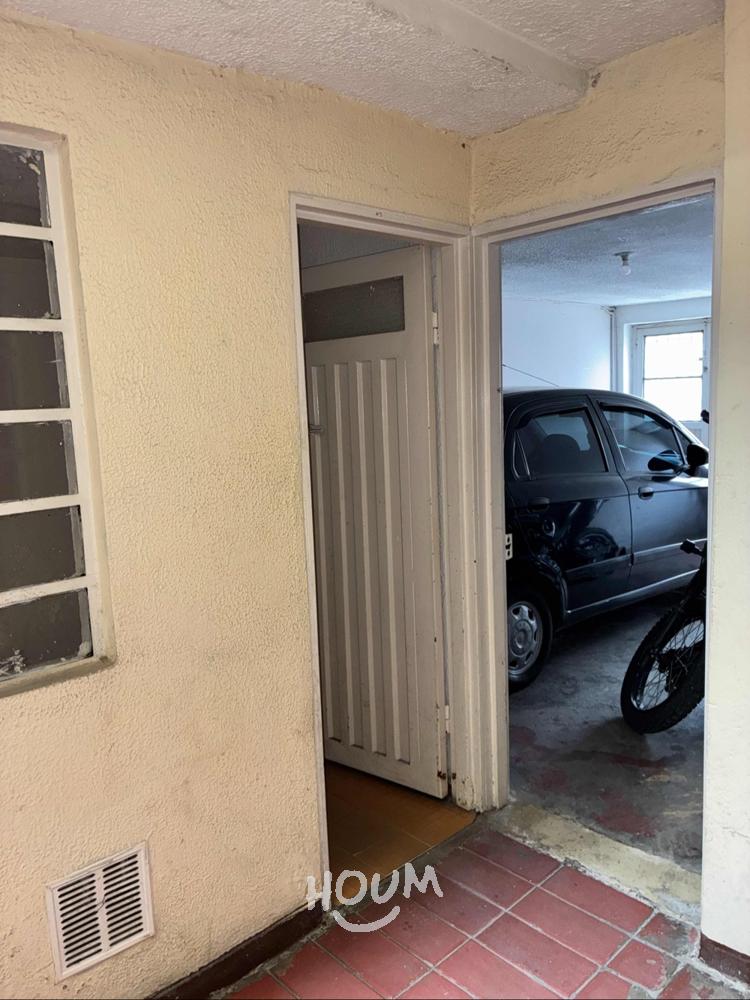 Casa en venta en Molinos Del Sur, Bogotá · foto 8 de 24