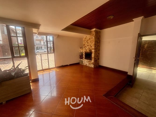 Apartamento en venta en San Jose De Bavaria, Bogotá · foto 3 de 24