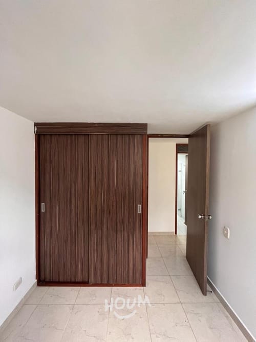 Apartamento de 3 alcobas en venta en Quitasol, Bello, 49 m² · foto 3 de 16