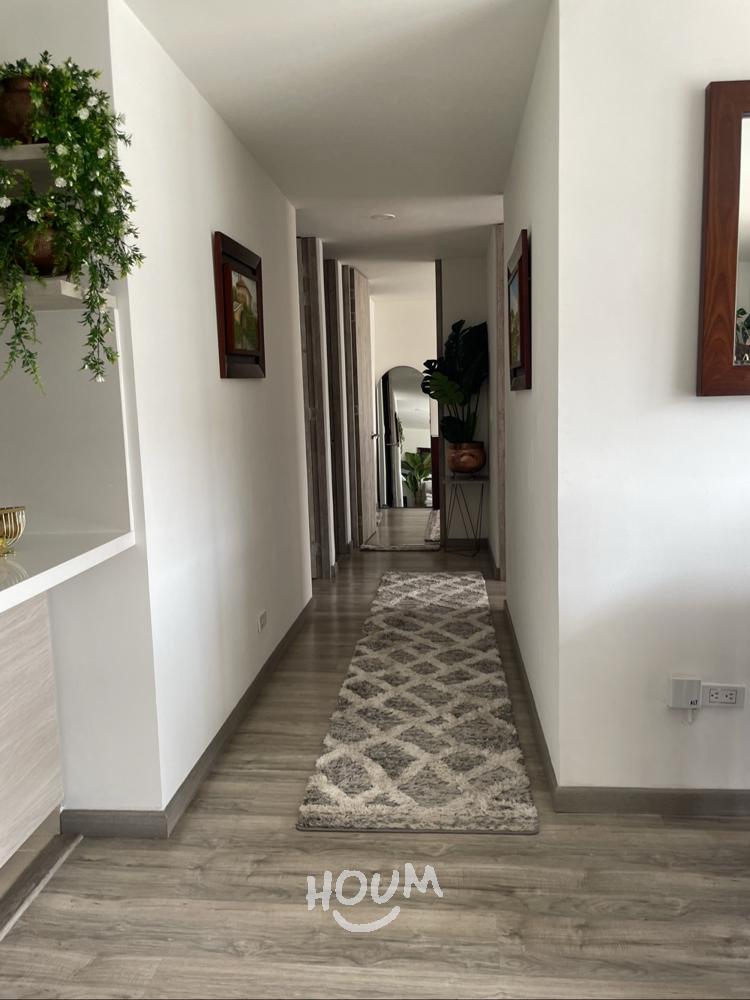 Apartamento en venta en Delicias Norte, Chía · foto 2 de 19