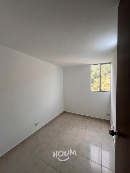 Apartamento de 3 alcobas en venta en Quitasol, Bello, 49 m² · foto 14 de 16
