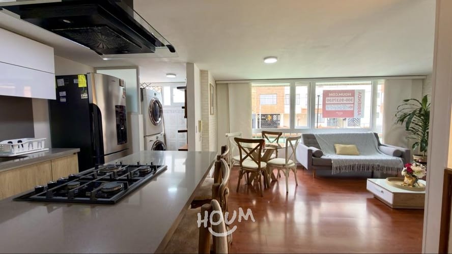 Apartamento de 2 alcobas en venta en Victoria Norte, Bogotá, 70 m² · foto 2 de 24