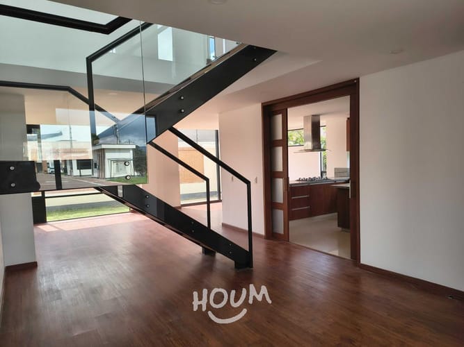 Casa de 3 alcobas en venta en Camino La Floresta, Chía, 180 m² · foto 2 de 22