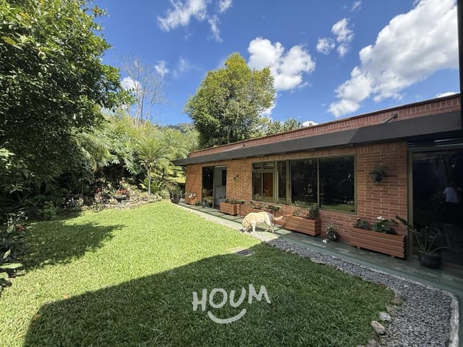 Casa en venta en Loma Del Chocho, Envigado · foto 9 de 24