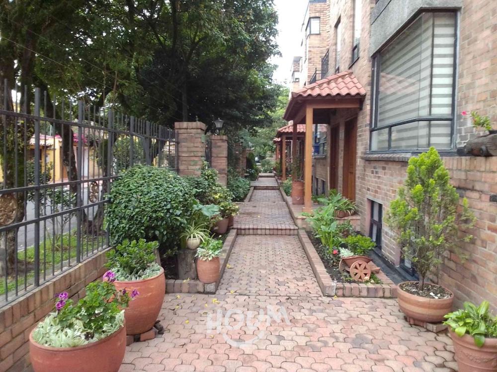 Casa en venta en Fontibon, Bogotá · foto 4 de 24