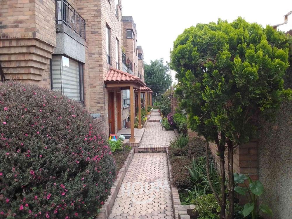 Casa en venta en Fontibon, Bogotá · foto 23 de 24