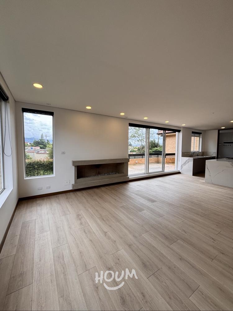 Apartamento en venta en Santa Ana De Chia, Chía · foto 2 de 24