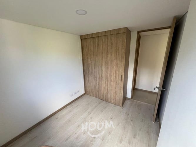 Apartamento de 3 alcobas en venta en Loma De La Doctora, Sabaneta, 72 m² · foto 4 de 18