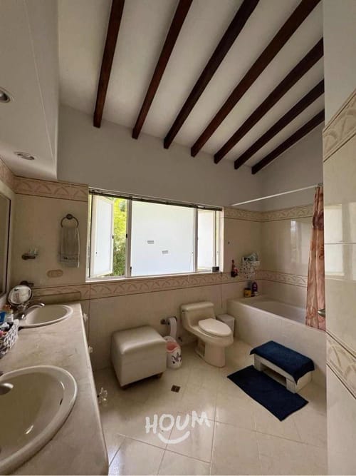Casa de 3 alcobas en venta en Loma Del Esmeraldal, Envigado, 700 m² · foto 14 de 23