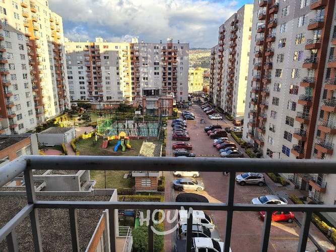 Apartamento de 3 alcobas en venta en San Mateo, Soacha, 58 m² · foto 4 de 24