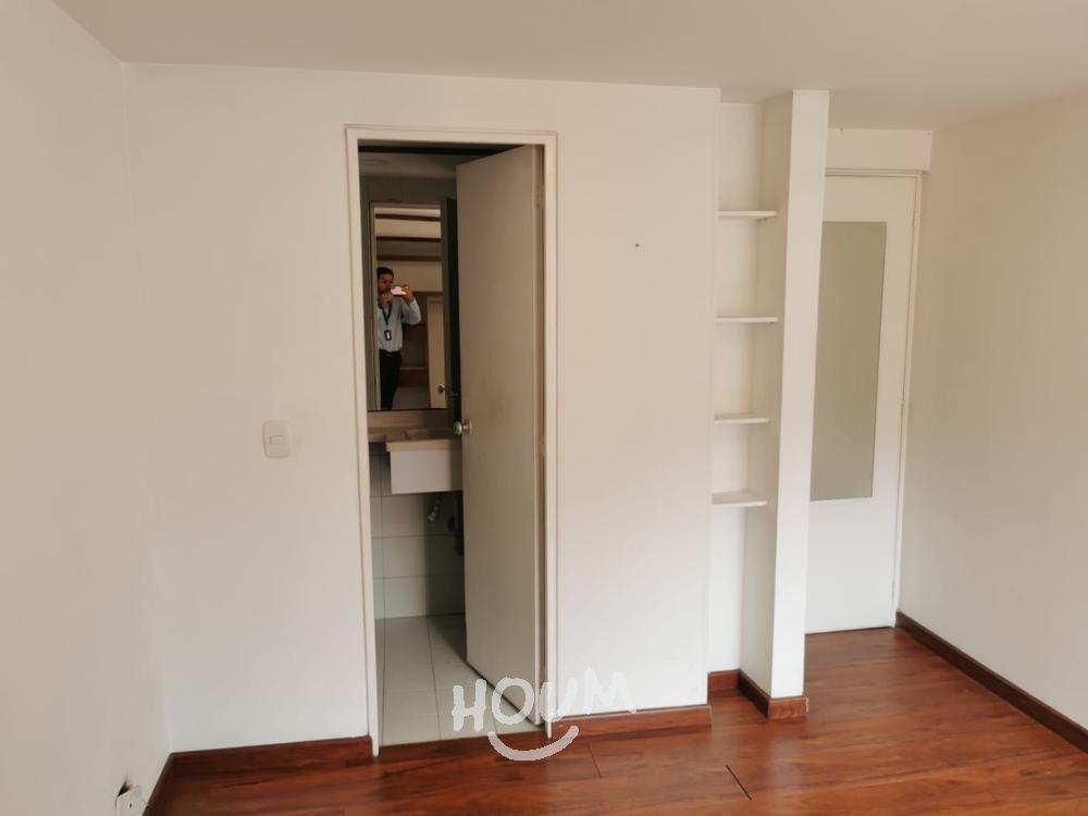 Apartamento en venta en Lagos De Torca, Bogotá · foto 3 de 16