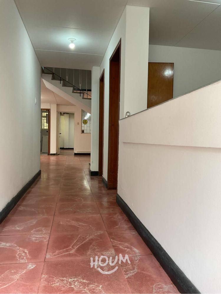 Casa en venta en Quinta Paredes, Bogotá · foto 4 de 24