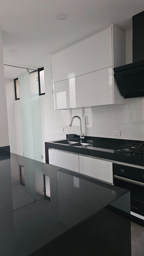 Apartaestudio en venta en Santa Barbara, Bogotá, 51 m² · foto 6 de 24