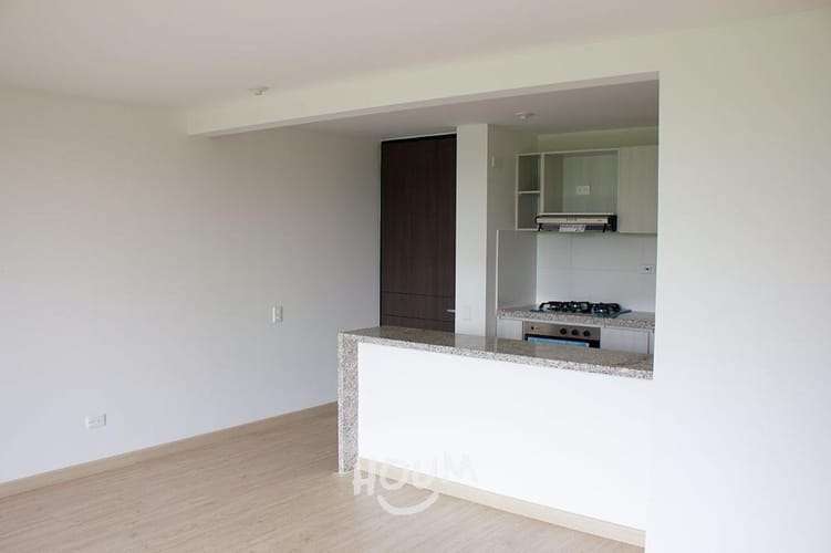 Apartamento de 3 alcobas en venta en La Estancia, Madrid, 76 m² · foto 4 de 24
