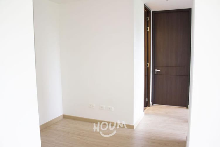 Apartamento de 3 alcobas en venta en La Estancia, Madrid, 76 m² · foto 9 de 24