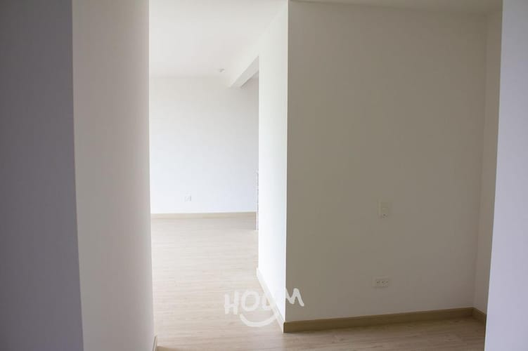 Apartamento de 3 alcobas en venta en La Estancia, Madrid, 76 m² · foto 10 de 24