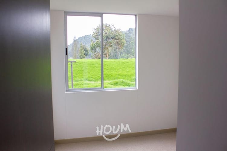 Apartamento de 3 alcobas en venta en La Estancia, Madrid, 76 m² · foto 20 de 24