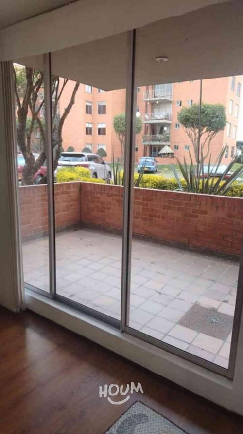 Apartamento de 3 alcobas en venta en Conjunto Residencial Zaragoza, Madrid, 82 m² · foto 7 de 20