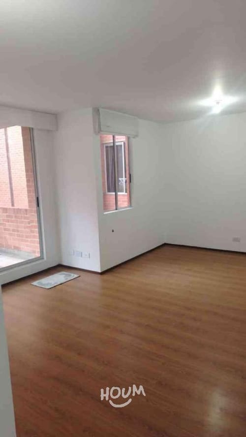 Apartamento de 3 alcobas en venta en Conjunto Residencial Zaragoza, Madrid, 82 m² · foto 10 de 20