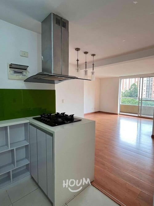Apartamento de 3 alcobas en venta en Belén, Medellín, 83 m² · foto 2 de 24