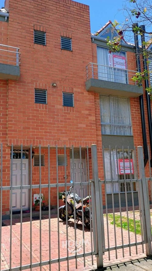 Casa de 5 alcobas en venta en La Chaguya, Mosquera, 96 m² · foto 4 de 24