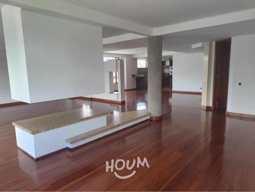 Apartamento en venta en Santa Barbara, Bogotá · foto 3 de 24