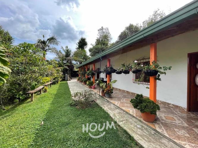Casa de 4 alcobas en venta en Santa Ana, Rionegro, 1850 m² · foto 3 de 12
