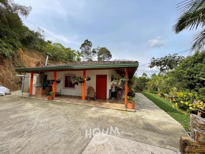 Casa de 4 alcobas en venta en Santa Ana, Rionegro, 1850 m² · foto 4 de 12
