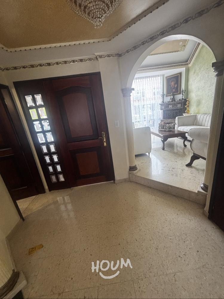 Casa en venta en Colina Campestre, Bogotá · foto 2 de 24