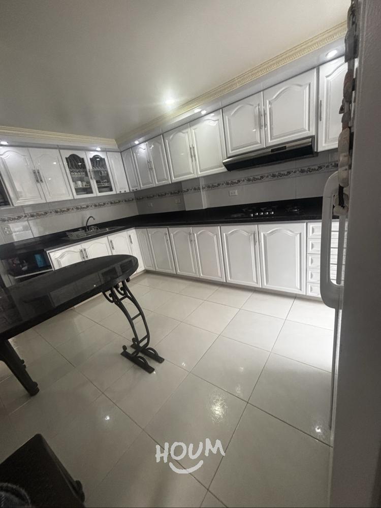 Casa en venta en Colina Campestre, Bogotá · foto 12 de 24