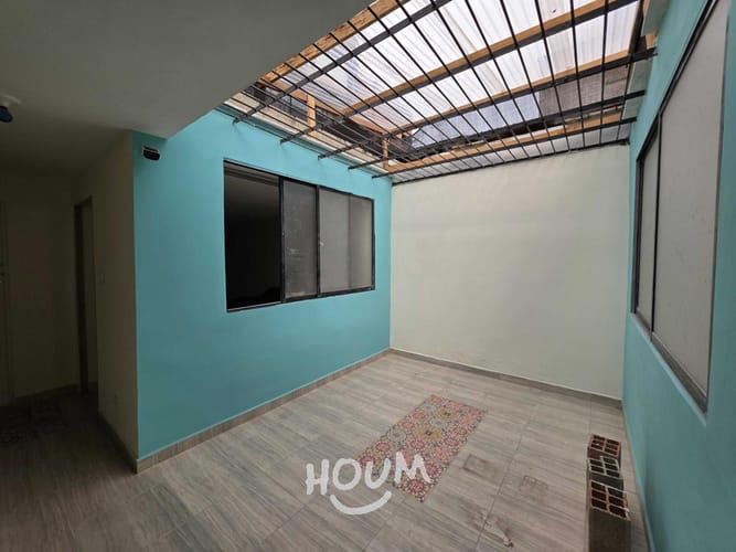 Casa de 9 alcobas en venta en Laureles, Medellín, 190 m² · foto 7 de 16