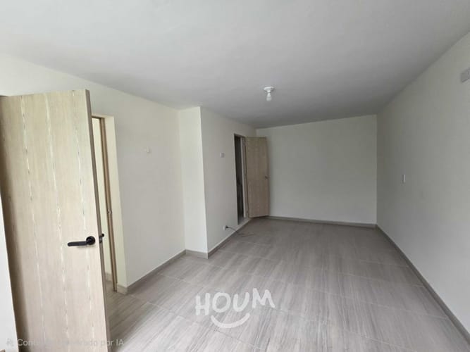 Casa de 9 alcobas en venta en Laureles, Medellín, 190 m² · foto 8 de 16
