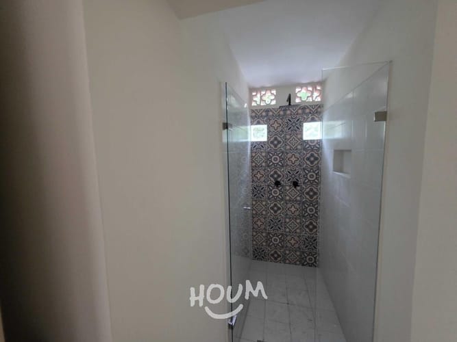 Casa de 9 alcobas en venta en Laureles, Medellín, 190 m² · foto 10 de 16